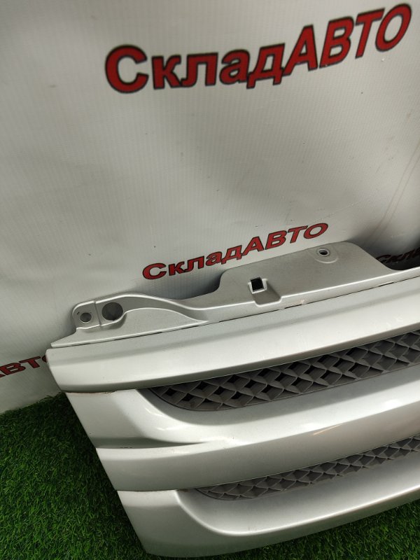 Решетка радиатора Suzuki Wagon R 2006 MH21S