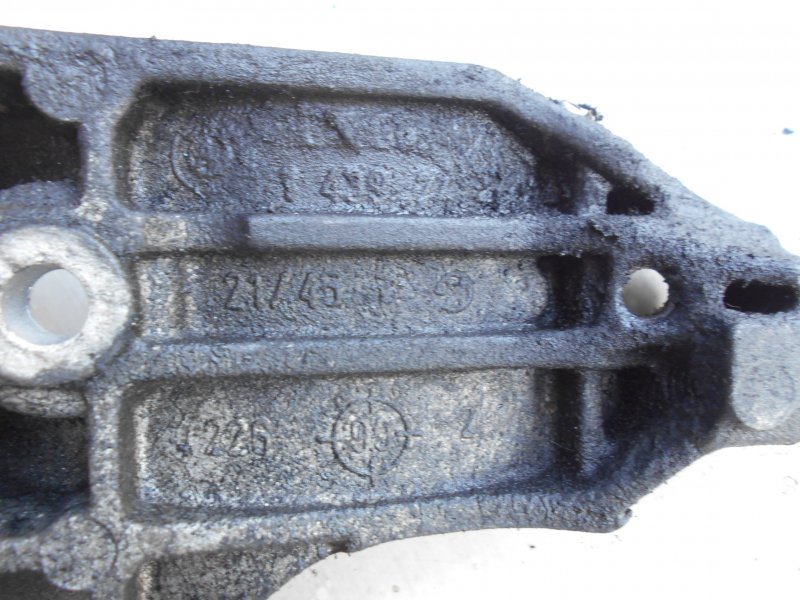 Кронштейн BMW E46, E60, E81, E82, E84, E90