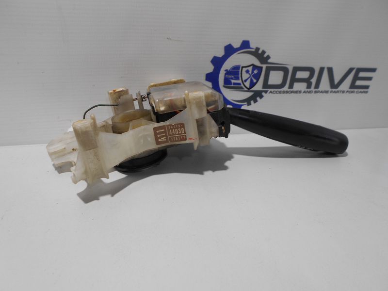 Переключатель света Toyota Ipsum CXM10