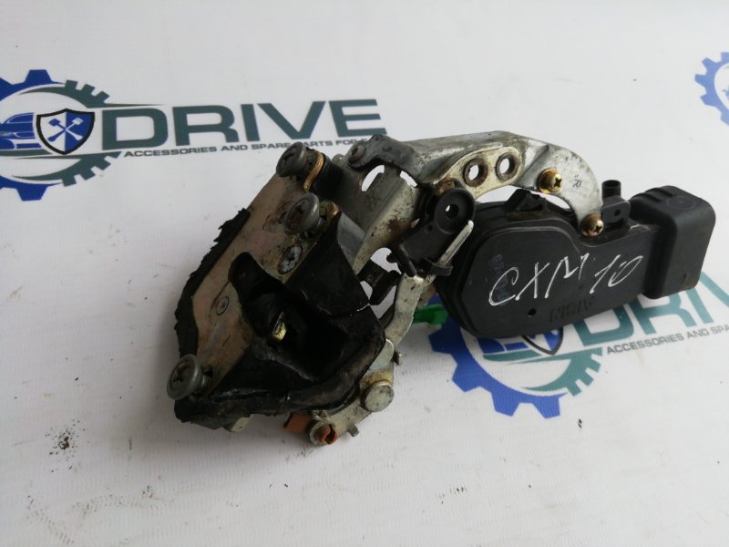 Замок двери Toyota Ipsum CXM10