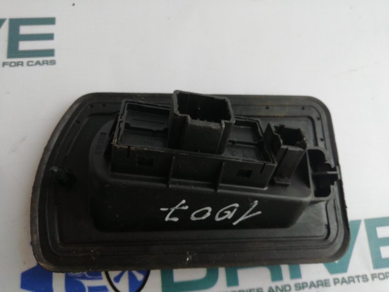 Концевик двери Peugeot 1007
