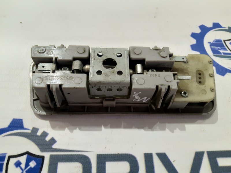 Плафон салона Geely MK