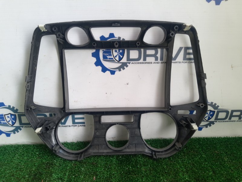 Рамка магнитолы Hyundai i20