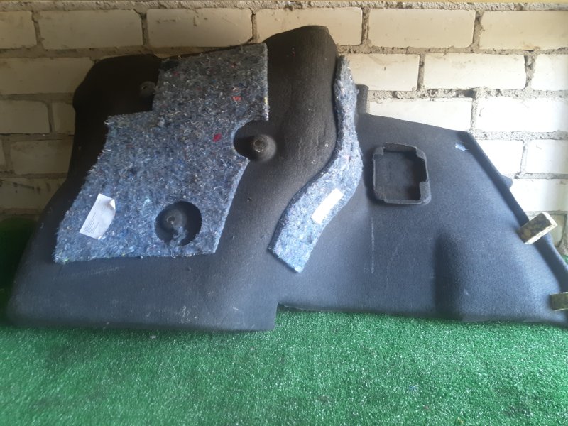 Обшивка багажника Nissan Almera G15