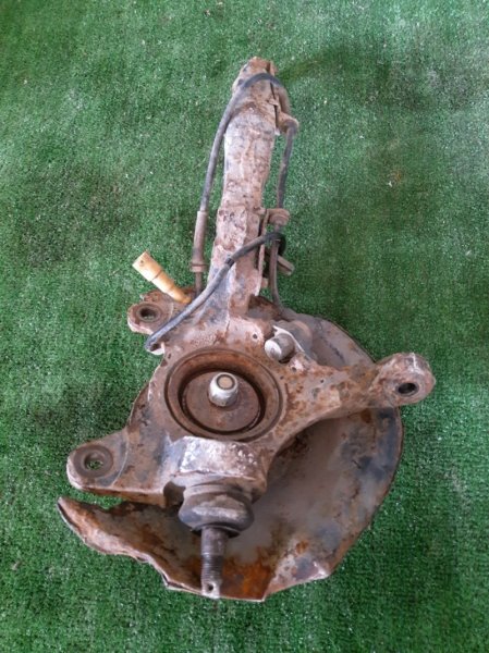 Кулак поворотный Rover 400