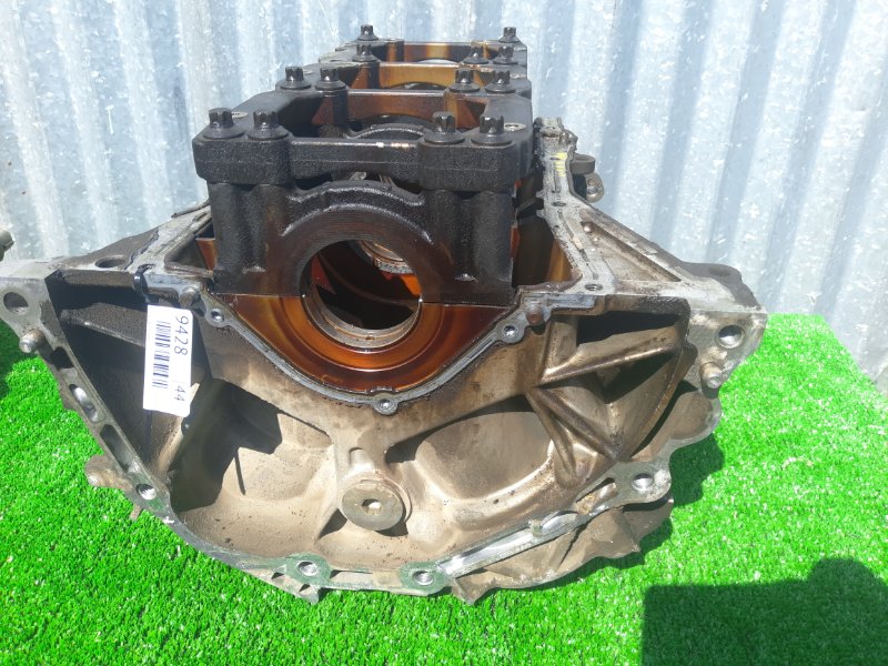 Блок двигателя Nissan