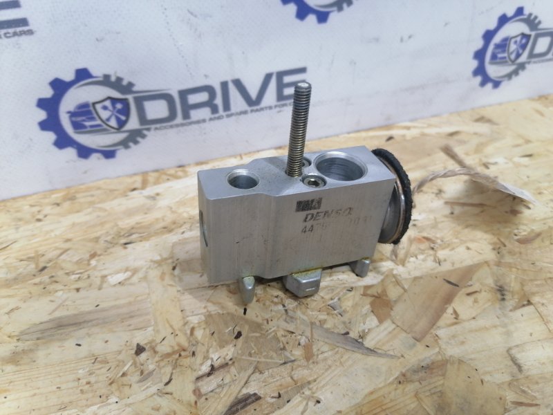 Клапан кондиционера Mercedes W163