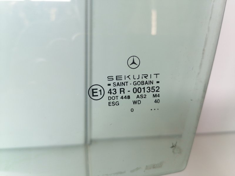 Стекло двери Mercedes A-Class W168
