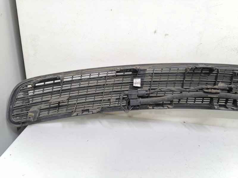 Решетка в капот Mercedes W211