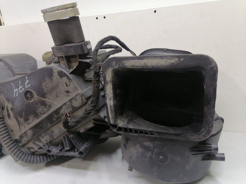 Корпус отопителя ( печки ) Volkswagen Passat Superb B5