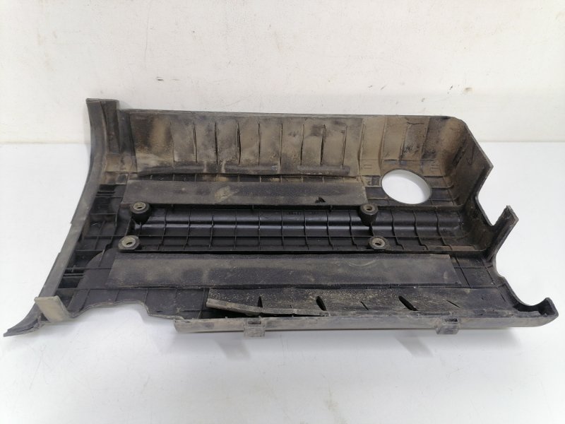 Крышка накладка двигателя Daewoo Nexia N100