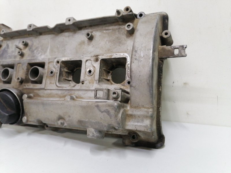 Крышка клапанов Audi A4 A6 1.8