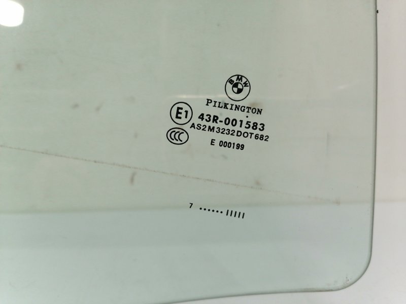 Стекло двери BMW 1-Series E87