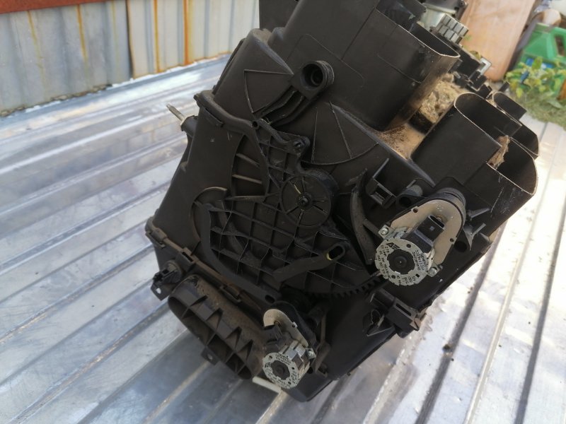 Отопитель (печка) в сборе Volkswagen Sharan 7M