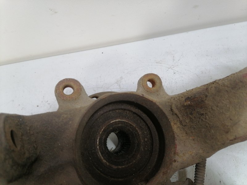 Кулак подвески Audi A4 Passat B5