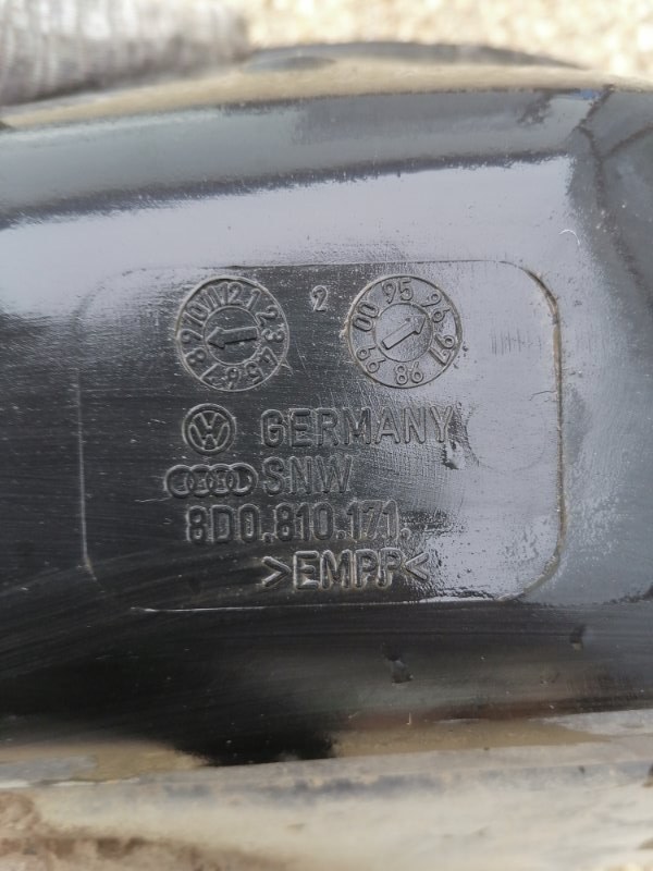 Подкрылок (локер) Audi A4 B5