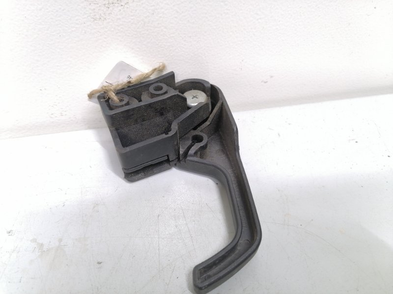 Ручка открывания капота VW Passat B3 B4 B5