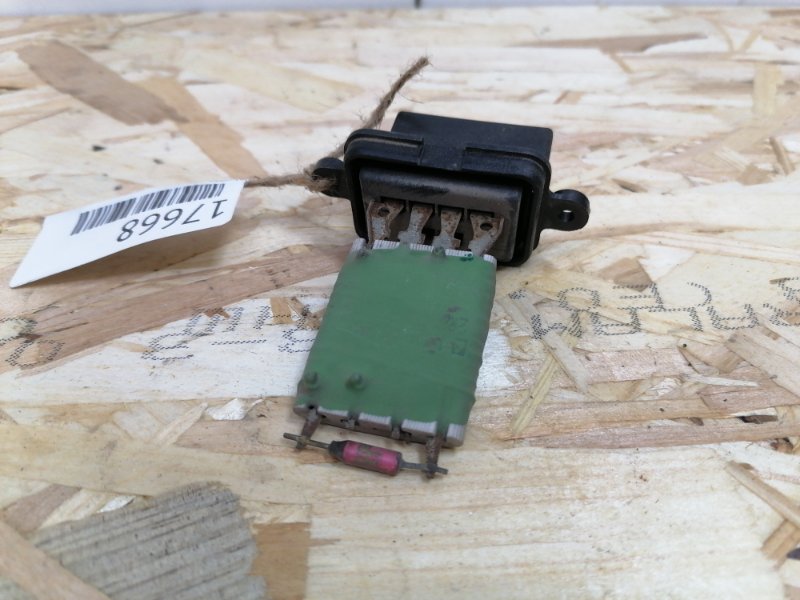 Резистор отопителя Citroen C-Elysee Peugeot 301