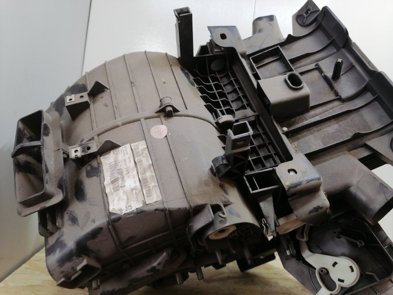 Корпус отопителя ( печки ) Citroen C-Elysee Peugeot 301