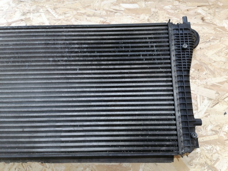 Интеркулер Volkswagen Passat B6