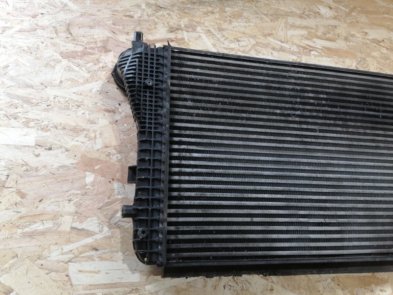 Интеркулер Volkswagen Passat B6
