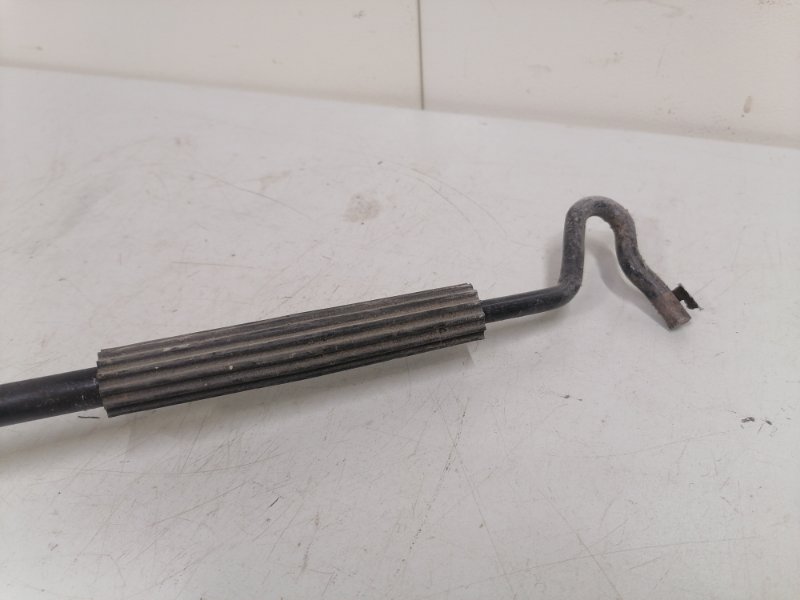 Упор капота Mercedes W163