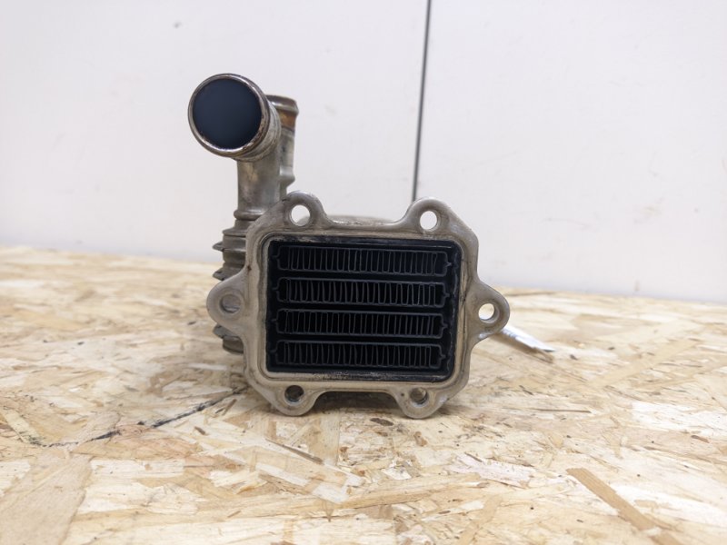 Радиатор EGR ( рециркуляции ) Volkswagen Passat B6