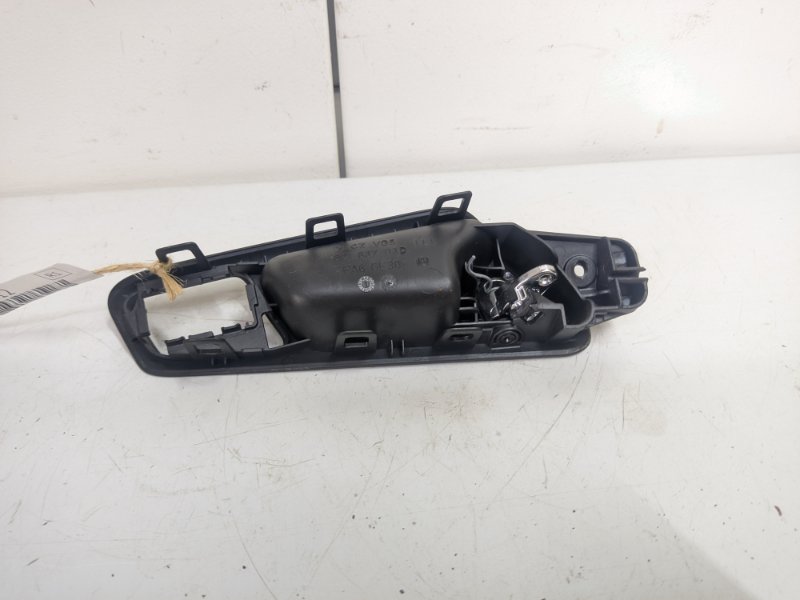 Ручка двери внутренняя Volkswagen Passat B6