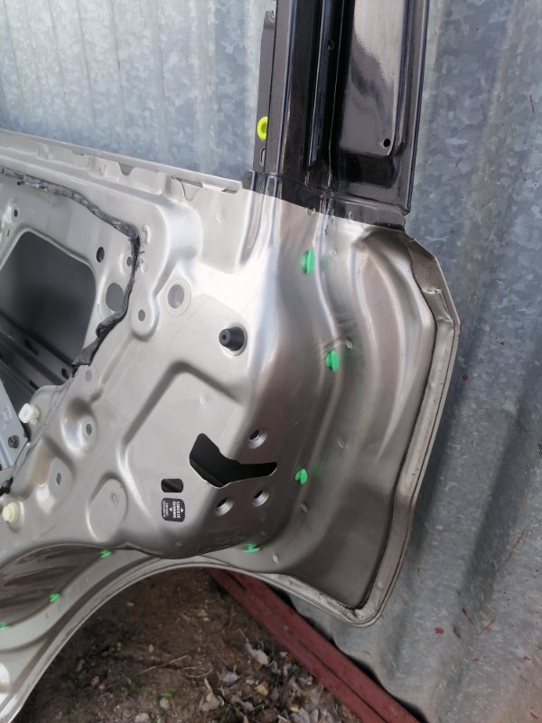 Дверь Nissan X-Trail T30