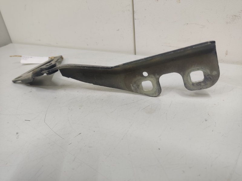 Петля капота Opel Astra H
