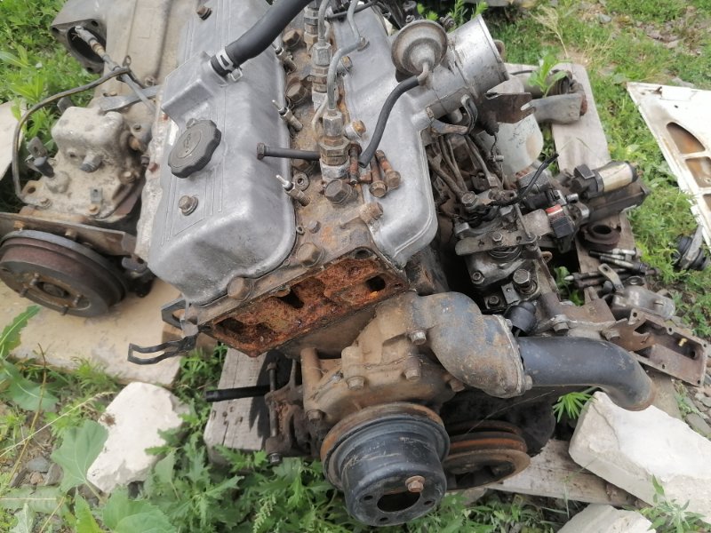 Двигатель по запчастям Mazda Titan WG5AT