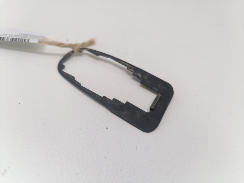 Прокладка ручки Toyota Corolla E150