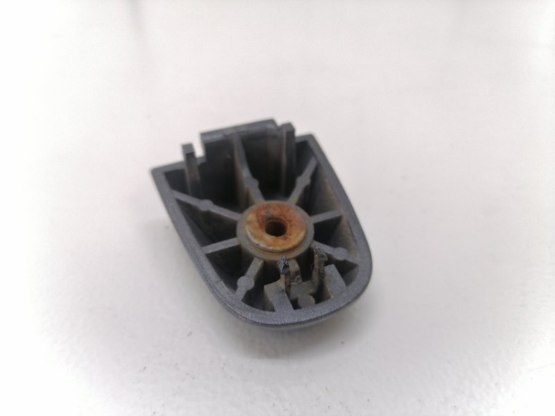 Заглушка ручки двери Toyota Corolla E150