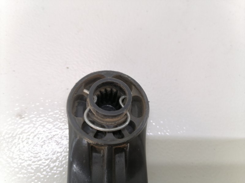 Ручка стеклоподъемника Toyota Corolla E150