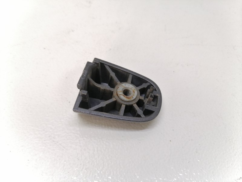 Заглушка ручки двери Toyota Corolla E150