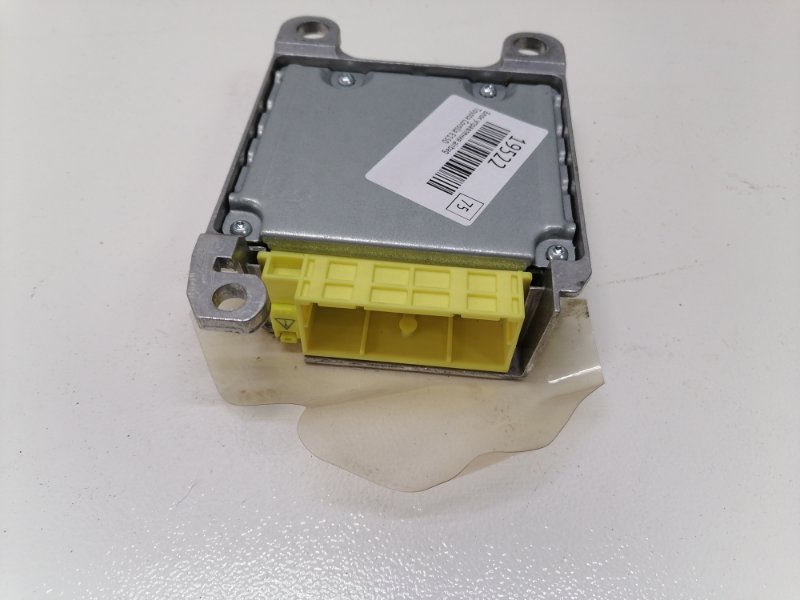 Блок управления airbag Toyota Corolla E150