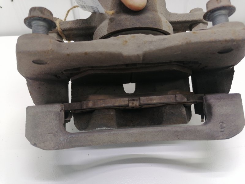 Суппорт Toyota Corolla E150