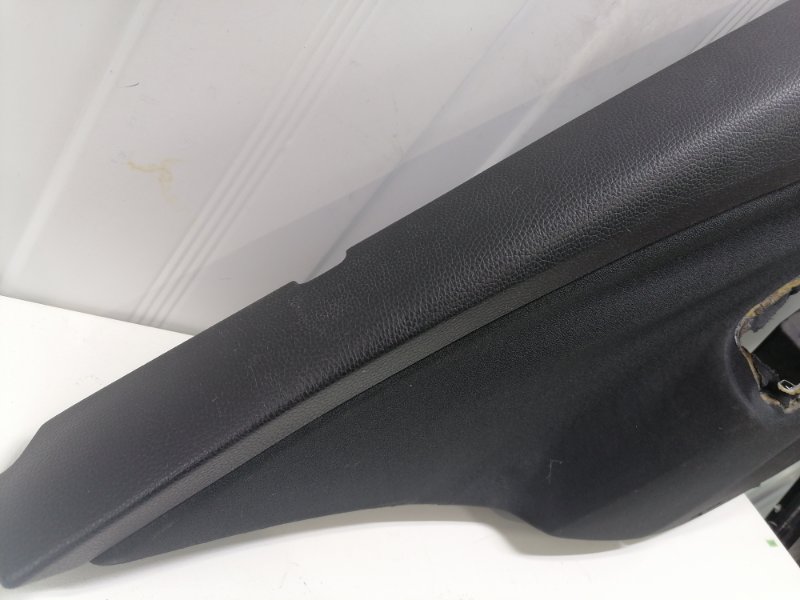 Обшивка двери Volkswagen Passat B6
