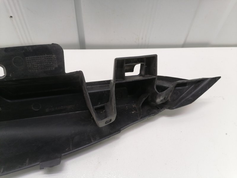Держатель полки Peugeot 307