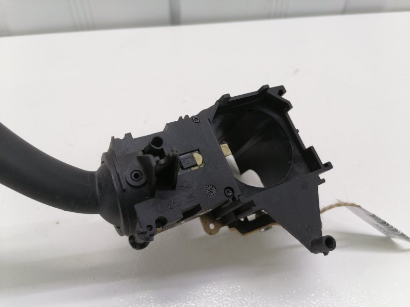 Переключатель поворотов Audi A6 C6