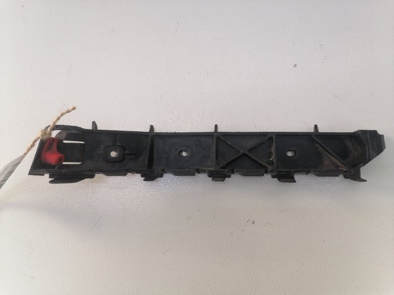 Крепление бампера Opel Astra H L48