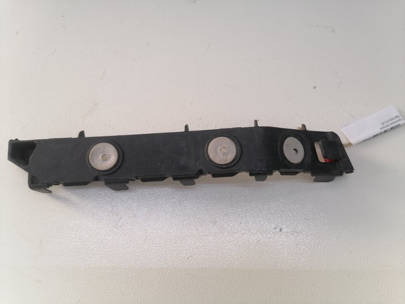 Крепление бампера Opel Astra H L48