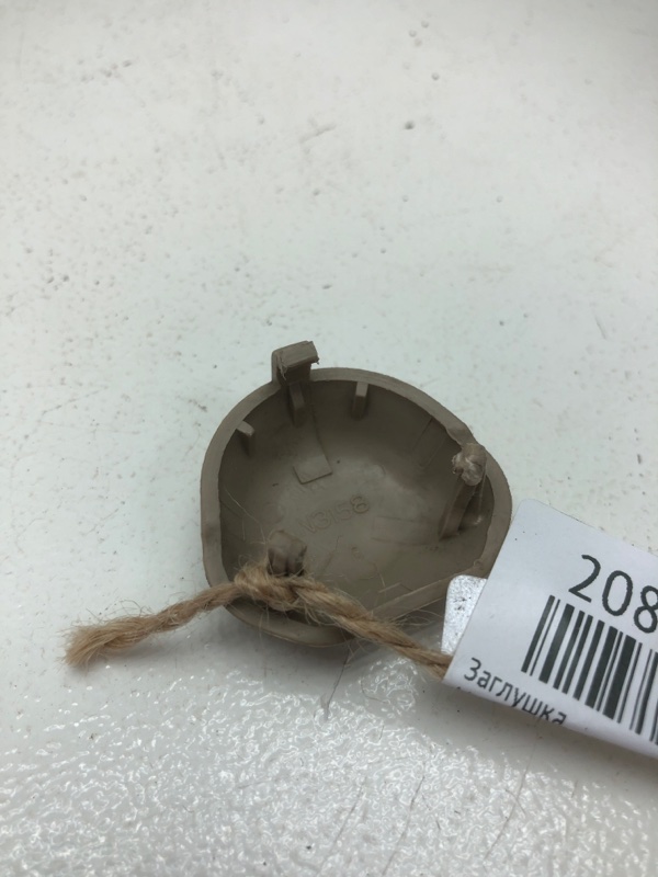 Крышка ремня безопасности Nissan X-Trail T30