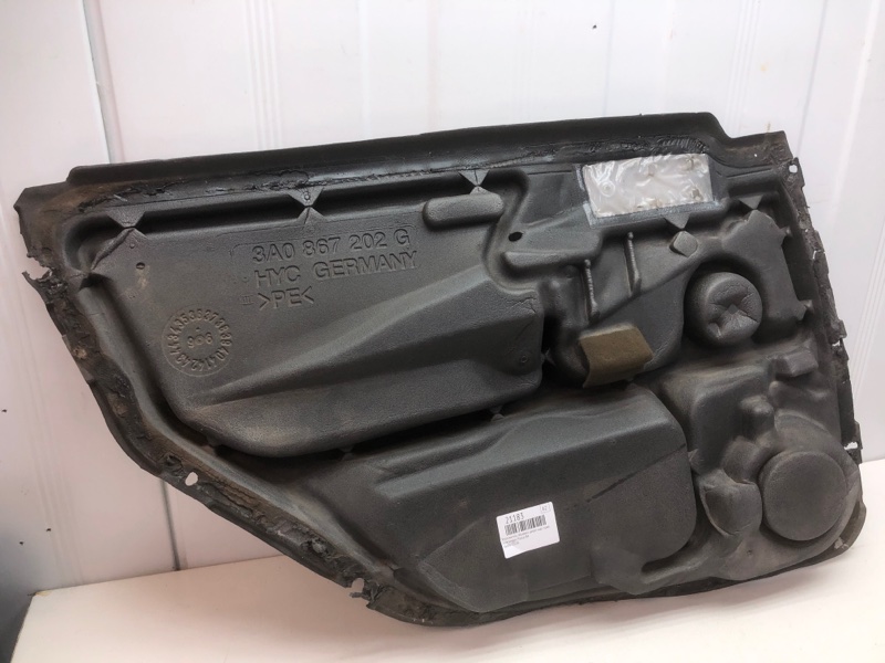 Шумоизоляция двери Volkswagen Passat B4