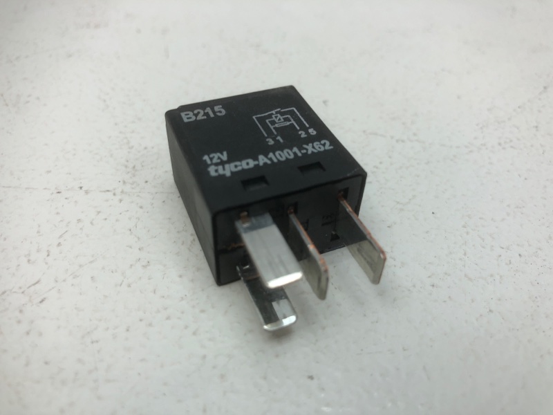 Реле Mazda V23074