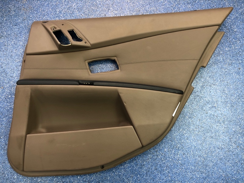 Обшивка двери BMW E60