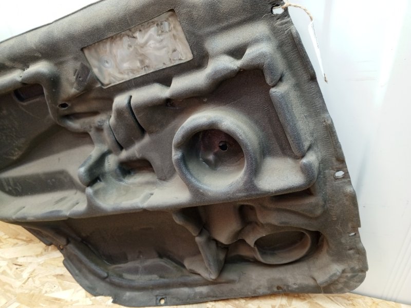 Шумоизоляция двери Volkswagen Passat B4