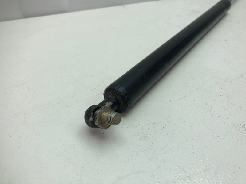 Упор багажника Ваз Калина х/б