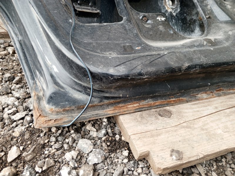 Дверь багажника Ford Fiesta MK3