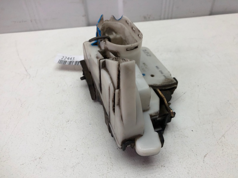 Замок двери Volkswagen Golf 3